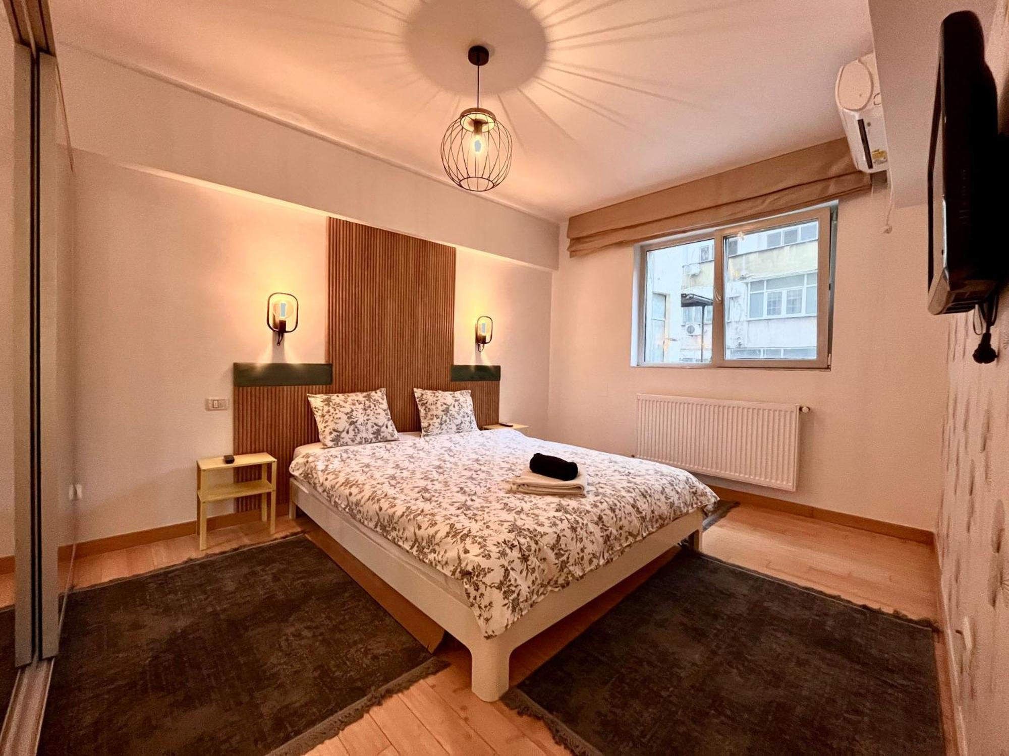 Cozy With Balcony Apartament Bucureşti
